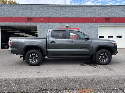 2023 Toyota Tacoma 4WD 4WD TRD Off Road Double Cab 5' Bed V6 AT (Natl)