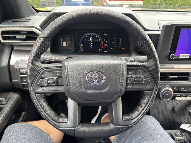 2026 Toyota Tacoma 4WD 4WD SR5 Double Cab 5' Bed AT (GS)