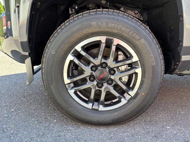 2026 Toyota Tacoma 4WD 4WD TRD Sport Double Cab 5' Bed AT (Natl)