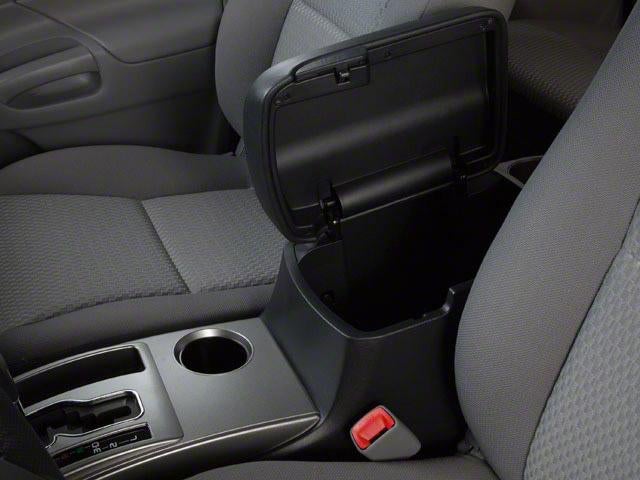 2013 Toyota Tacoma 4WD Double Cab Short Bed V6 Automatic (Natl)