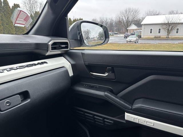 2024 Toyota Tacoma 4WD 4WD SR5 Double Cab 5' Bed AT (GS)