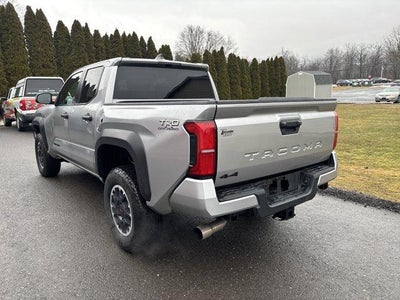 2024 Toyota Tacoma 4WD 4WD SR5 Double Cab 5' Bed AT (GS)