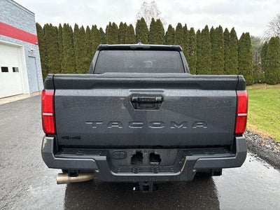 2024 Toyota Tacoma 4WD 4WD SR5 Double Cab 5' Bed AT (GS)