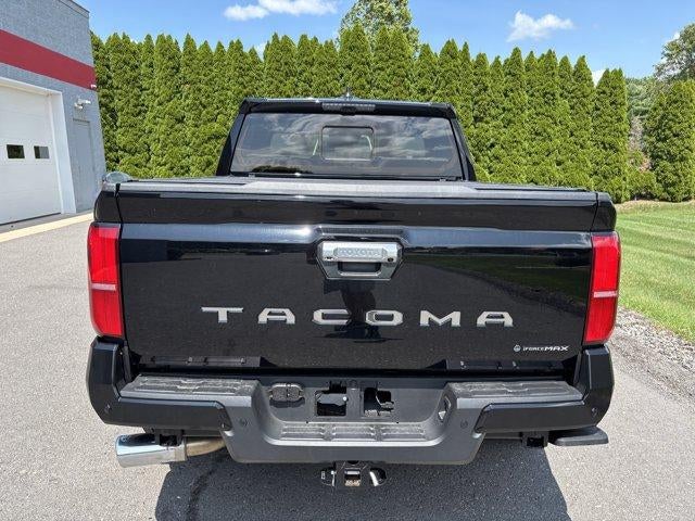 2026 Toyota Tacoma 4WD 4WD Limited Hybrid Double Cab 5' Bed AT (Natl)