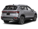 2025 Volkswagen Taos SE 4MOTION
