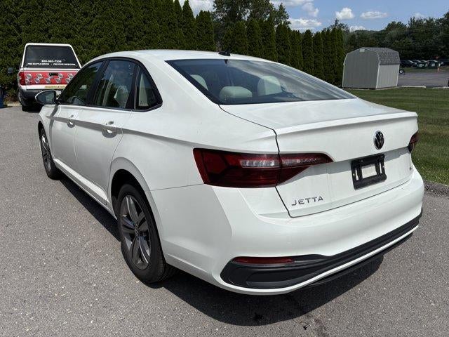 2024 Volkswagen Jetta SE Auto