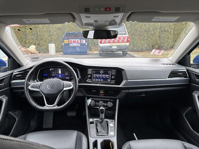 2024 Volkswagen Jetta SE Auto