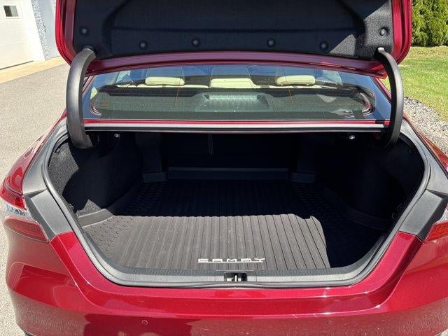 2018 Toyota Camry XLE Auto (SE)