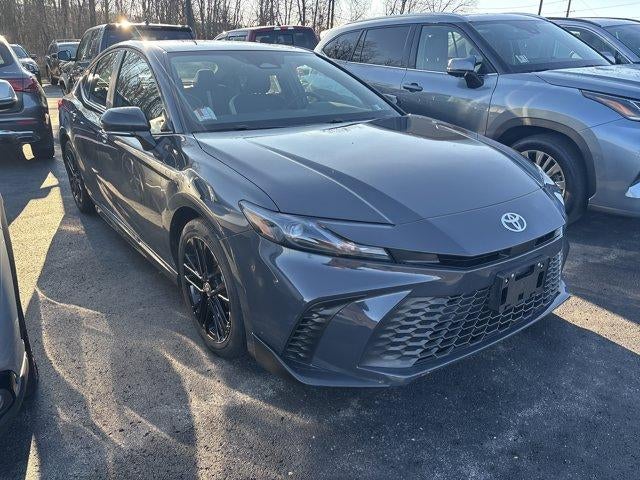 2025 Toyota Camry SE (SE)