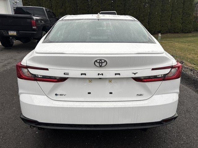 2025 Toyota Camry SE (SE)
