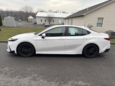 2025 Toyota Camry SE (SE)