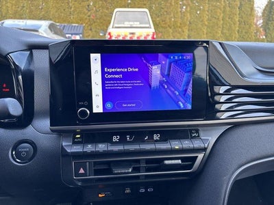 2025 Toyota Camry LE (SE)