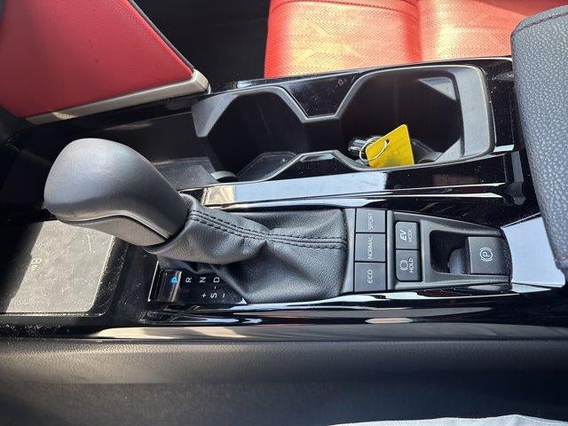 2025 Toyota Camry XSE (Natl)