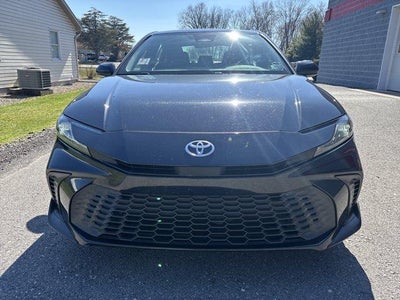 2025 Toyota Camry SE (SE)
