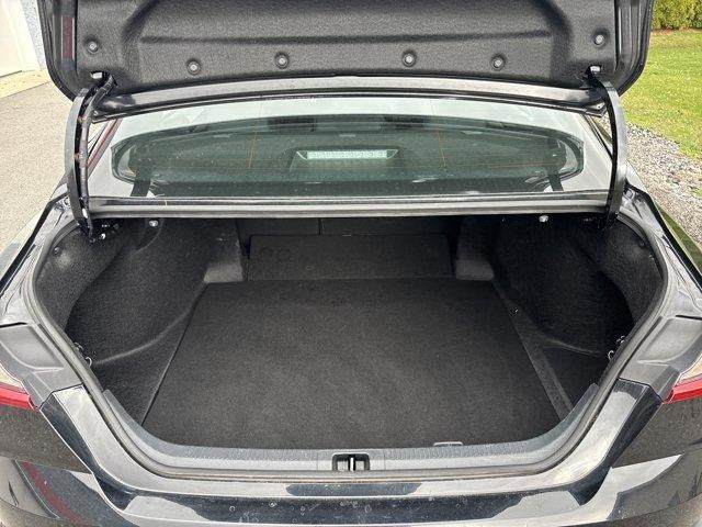 2025 Toyota Camry SE (SE)