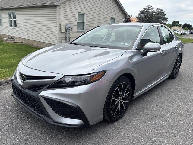 2024 Toyota Camry SE Auto (SE)