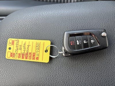 2024 Toyota Camry SE Auto AWD (Natl)