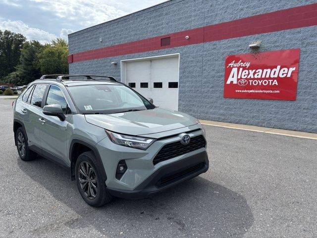 2023 Toyota RAV4 Hybrid XLE Premium AWD (Natl)