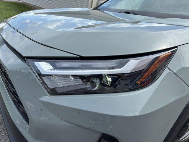 2023 Toyota RAV4 Hybrid XLE Premium AWD (Natl)