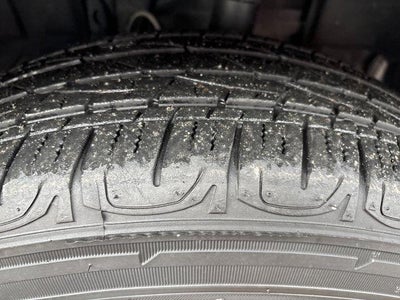 2025 Toyota RAV4 Hybrid XLE AWD (Natl)