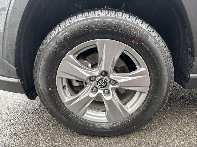 2024 Toyota RAV4 Hybrid XLE AWD (Natl)