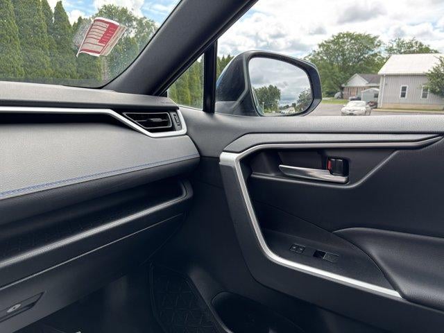 2022 Toyota RAV4 Hybrid SE AWD (Natl)