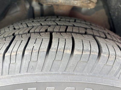 2013 Toyota Camry 4dr Sdn I4 Auto L (Natl)