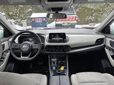 2024 Nissan Rogue AWD SV