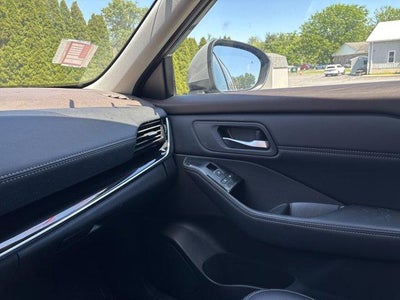 2023 Nissan Rogue AWD SL