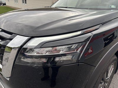 2025 Nissan Pathfinder SL 4WD