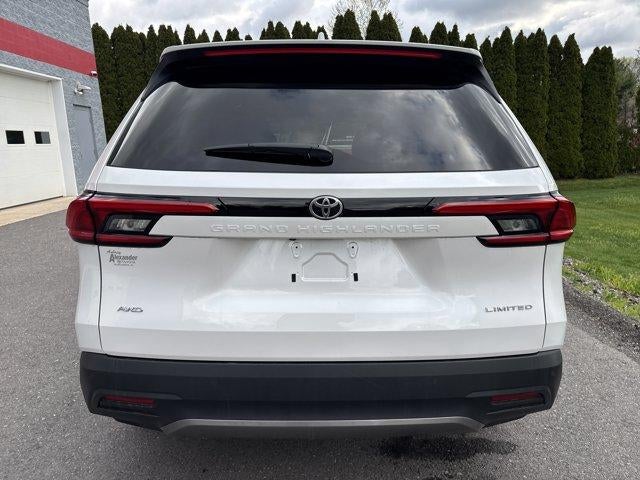 2024 Toyota Grand Highlander Limited AWD (Natl)
