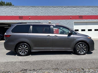 2019 Toyota Sienna Limited Premium AWD 7-Passenger (Natl)