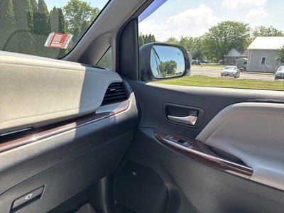2019 Toyota Sienna Limited Premium AWD 7-Passenger (Natl)