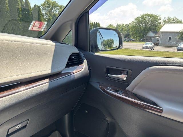 2019 Toyota Sienna Limited Premium AWD 7-Passenger (Natl)