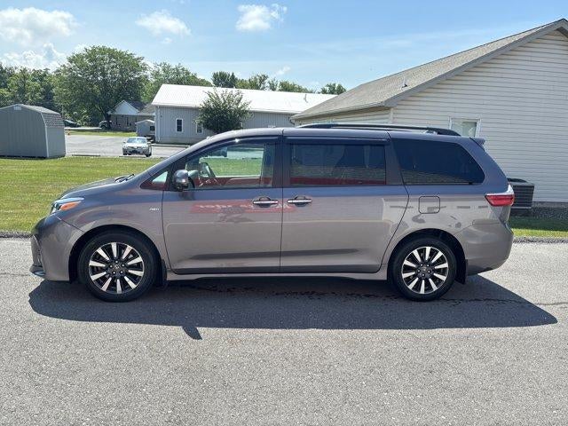 2019 Toyota Sienna Limited Premium AWD 7-Passenger (Natl)