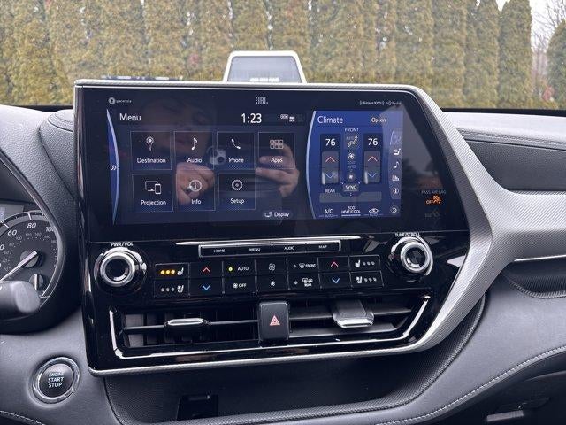 2022 Toyota Highlander Platinum AWD (Natl)