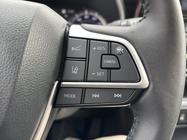 2022 Toyota Highlander XLE AWD (Natl)