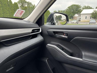 2021 Toyota Highlander XLE AWD (Natl)