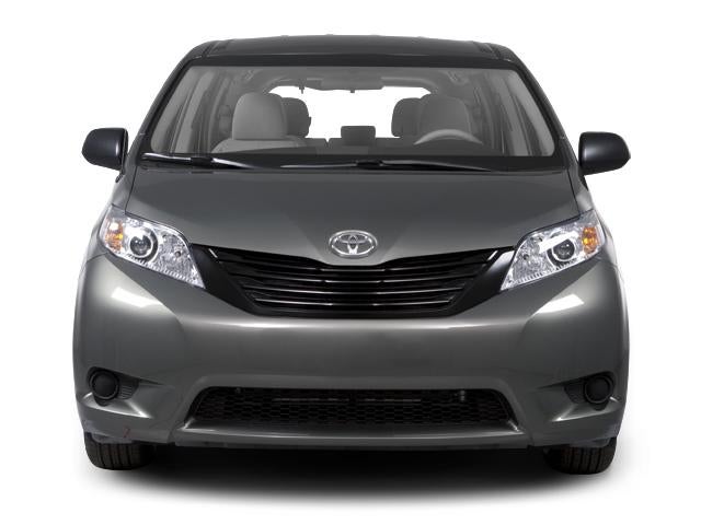 2013 Toyota Sienna 5dr 7-Pass Van V6 LE AWD (Natl)