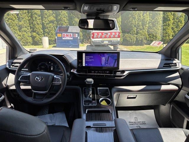 2025 Toyota Sienna XSE AWD 7-Passenger (Natl)
