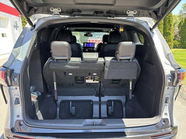2025 Toyota Sienna XSE AWD 7-Passenger (Natl)