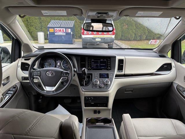 2020 Toyota Sienna XLE Premium FWD 8-Passenger (Natl)