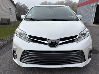 2020 Toyota Sienna XLE Premium FWD 8-Passenger (Natl)