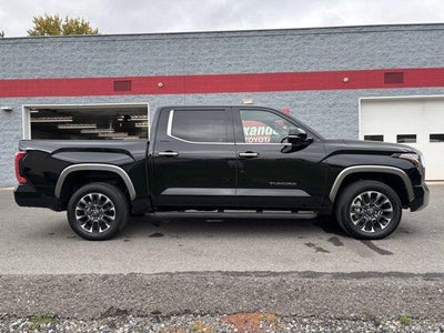 2025 Toyota Tundra 4WD 4WD Limited CrewMax 5.5' Bed (Natl)