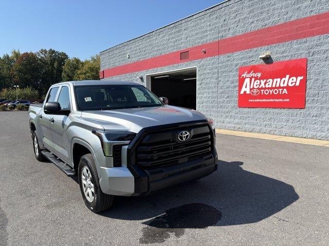 2024 Toyota Tundra 4WD 4WD SR CrewMax 5.5' Bed (Natl)