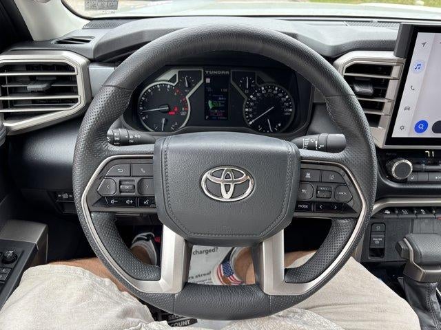 2024 Toyota Tundra 4WD 4WD SR5 CrewMax 5.5' Bed (SE)