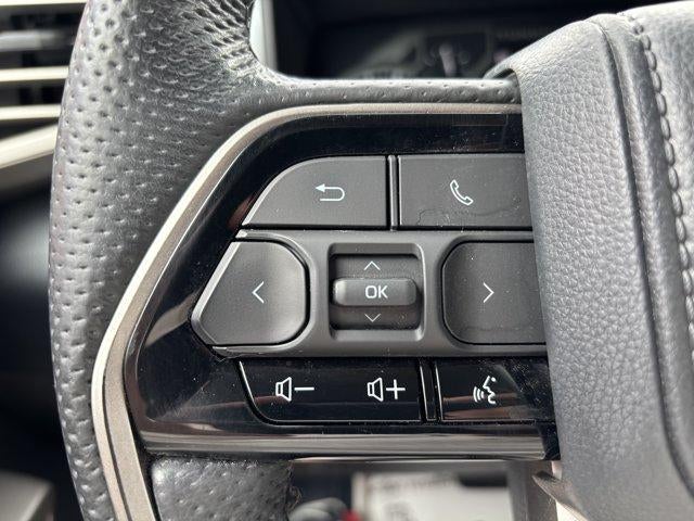 2024 Toyota Tundra 4WD 4WD SR5 CrewMax 5.5' Bed (SE)