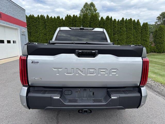 2024 Toyota Tundra 4WD 4WD SR5 CrewMax 5.5' Bed (SE)