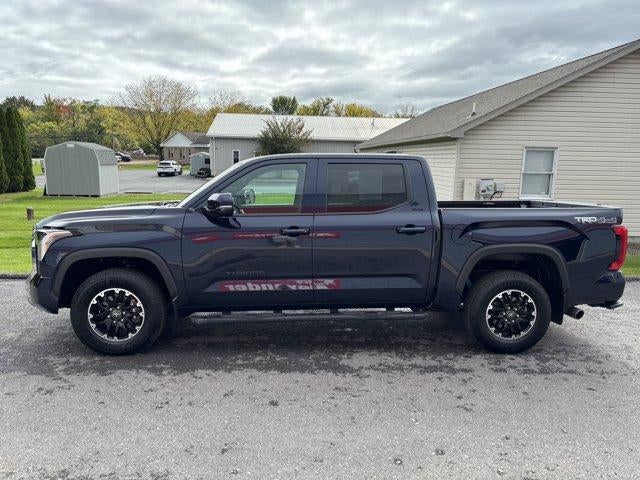 2025 Toyota Tundra 4WD 4WD SR5 CrewMax 5.5' Bed (SE)
