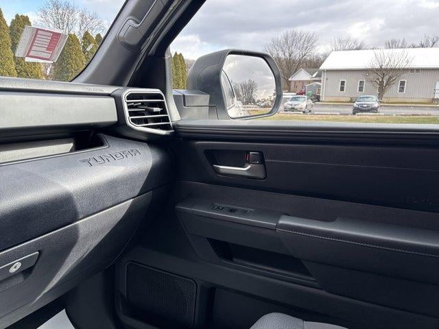 2025 Toyota Tundra 4WD 4WD SR5 CrewMax 5.5' Bed (SE)